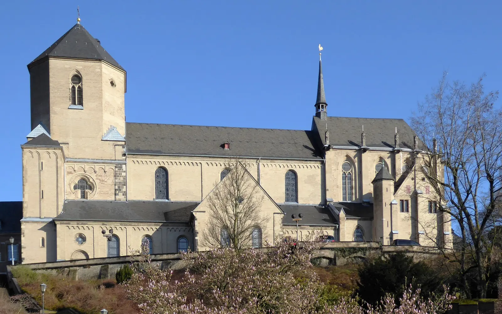 Münster St. Vitus auf dem Abteiberg in Mönchengladbach